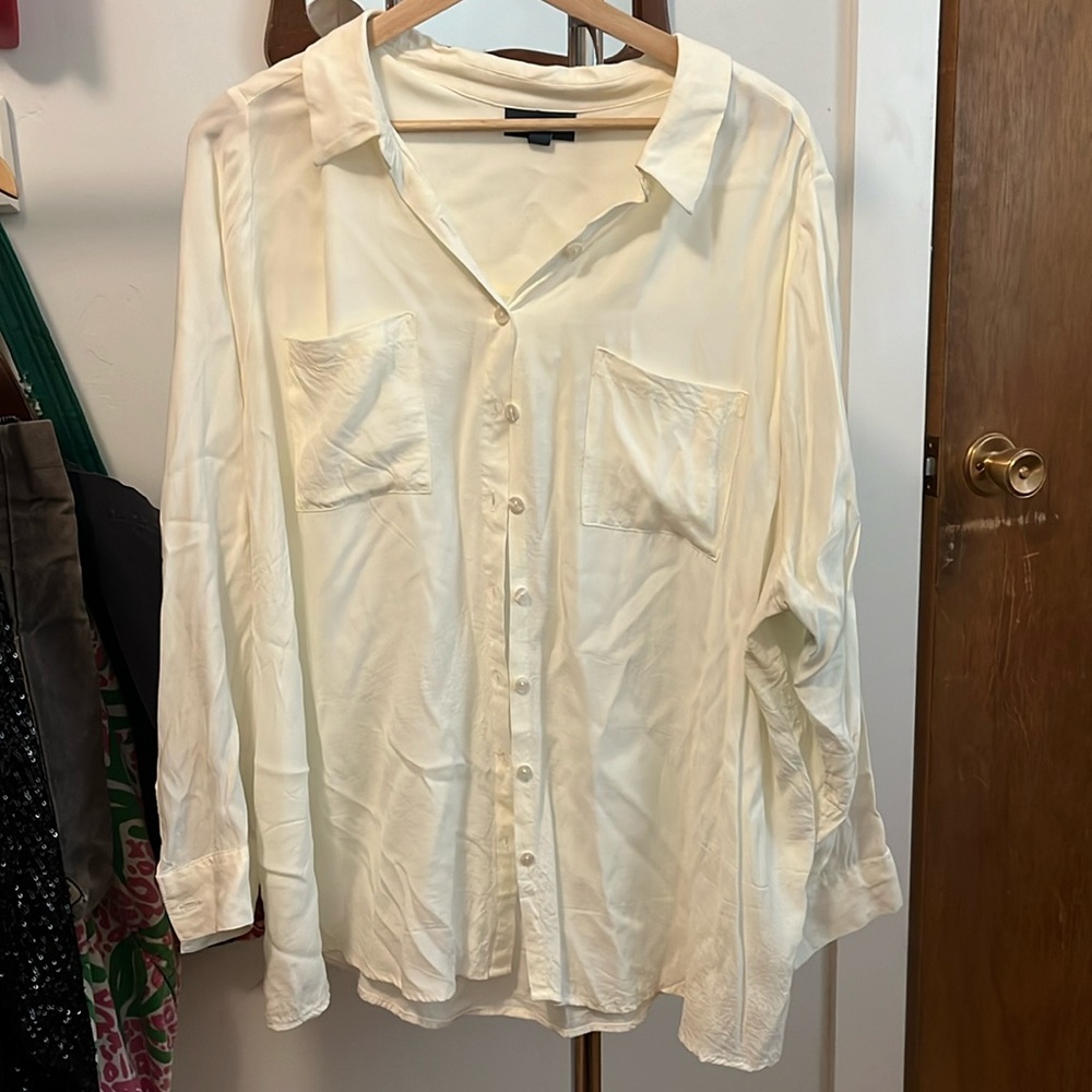 ModCloth White Button down